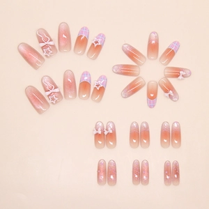 Détails de faux ongles œil de chat style français avec carreaux et nœuds 3D
