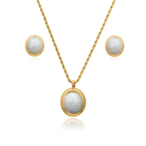 Classic gold titanium steel jewelry set with twisted rope chain and white ice crack stones
