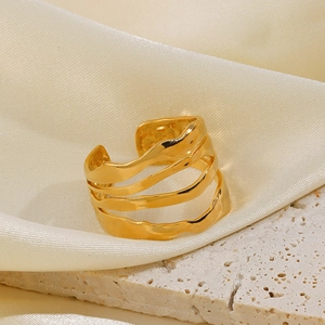 Bague ajustable en acier inoxydable doré aux lignes irrégulières et design organique chic