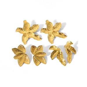 Chic 18K gold plated stainless steel irregular flower stud earrings set for women