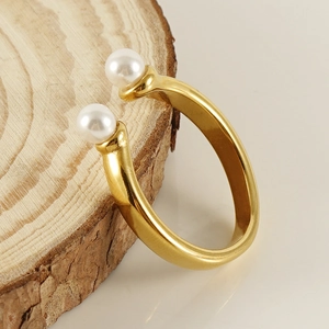 Bague ouverte élégante en acier inoxydable doré 18 carats avec deux perles blanches