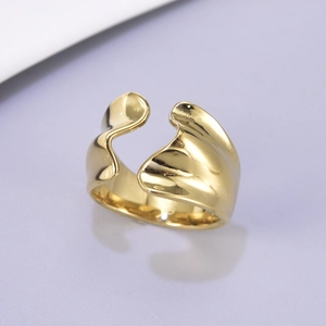 Minimalist irregular wave open ring in 18K gold finish with modern curved design