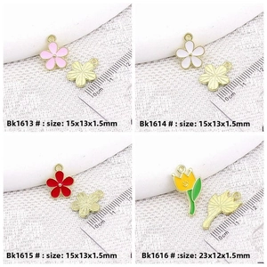 Detailed size comparison of tulip and flower alloy charms for DIY jewelry making