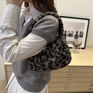 Chic black and grey leopard print plush handbag for women with fluffy texture
