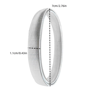 Detail showing dimensions of silver elastic metal armband with 7cm diameter and 1.1cm width