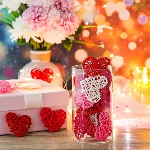 6cm red and white rattan hearts in a glass vase for wedding and home decoration