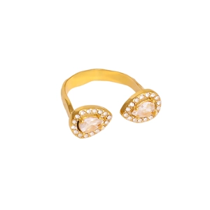 Adjustable 18K gold plated ring with double teardrop zircon stones and hammer texture