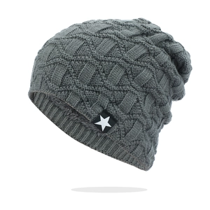 Men Winter Beanie Hat Knitted Acrylic Fleece Lined Warm Skull Cap Star Patch Wave Pattern Outdoor
