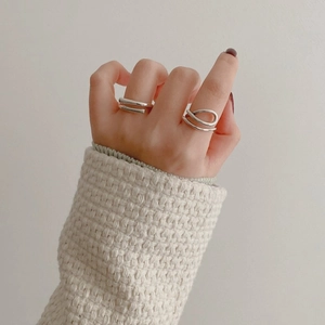Minimalist S925 sterling silver open rings with geometric curved and parallel band design