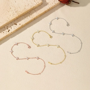 Elegant S925 sterling silver clover bracelets in rose gold, gold and silver finishes