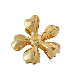 Polished gold five-petal flower hair claw clip in eco-friendly alloy for women