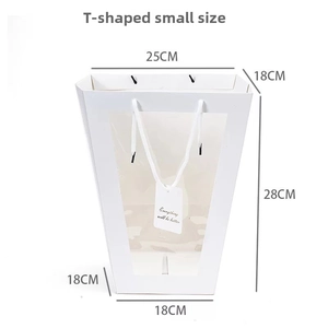 Detail of white T-shape gift bag with clear window and dimensions 25x18x28cm