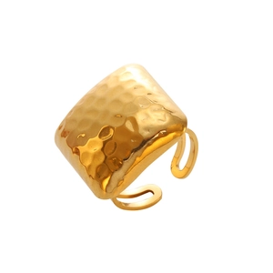 Vintage gold hammered texture square signet ring with adjustable open band for women
