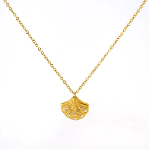 Gold stainless steel fan-shaped shell necklace with inlaid diamonds for women