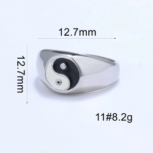 Detailed top view of a silver Tai Chi Yin Yang ring with size and weight annotations