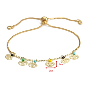Dettaglio del bracciale occhio greco regolabile con ciondoli colorati da 9mm oro