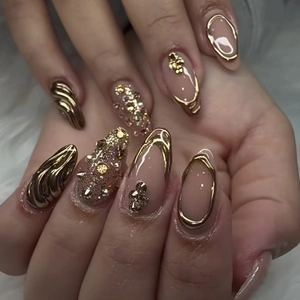 Champagne Gold Glitter Press On Nails With 3D Rhinestones Almond Shape Elegant Luxury Fashion Manicure For Women