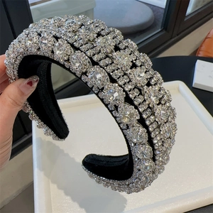 Baroque silver wide headband with sparkling rhinestones for a luxury heavy-duty vintage look