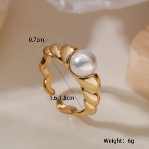 Detail showing 18K gold plated irregular ring with pearl size and weight specifications