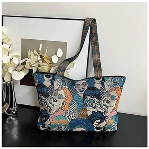 Detail der Jacquard-Einkaufstasche mit Pop-Art-Muster und Griffen im Ethno-Stil