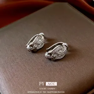 Elegant horseshoe ear cuff with sparkling zircon inlay in minimalist silver finish