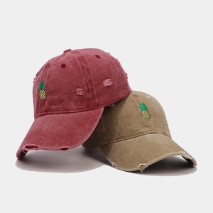 Casquettes de baseball vintage délavées avec broderie ananas en bordeaux et kaki