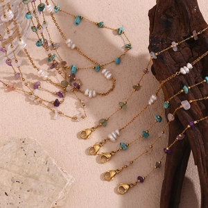 18K gold plated stainless steel necklace with natural crushed stones and baroque pearl