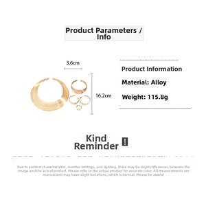 Detailed size and weight chart for the gold geometric multi-layer necklace set