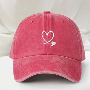 Washed dark red baseball cap with double white heart embroidery in vintage cotton style