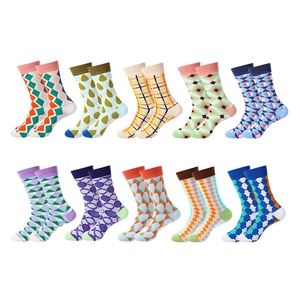 Women Crew Socks Cotton Blend Geometric Plaid Argyle Breathable Trendy Casual Streetwear Colorful Socks
