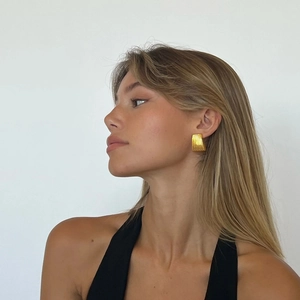 Classic 18k gold plated stainless steel trapezoid earrings with vertical striped texture