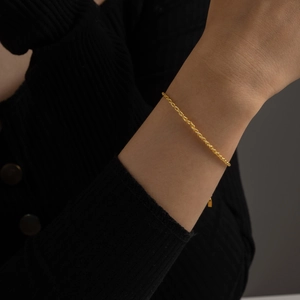 Minimalist S925 sterling silver twisted rope chain bracelet in gold finish for women