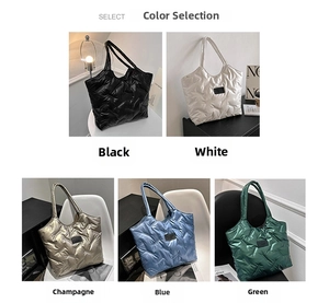 Quilted tote bags set in five metallic colors featuring soft down padding and shoulder straps