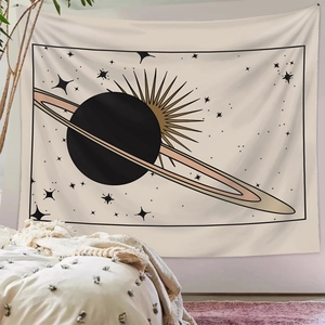 Moderner Morandi Wandteppich mit schwarzem Saturn Planeten und goldenen Sonnenstrahlen