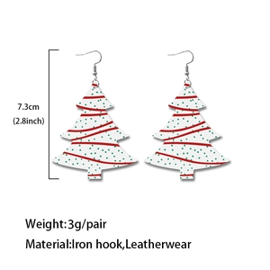 Weihnachtsbaum-Ohrringe mit roten und grünen Punkten auf weißem Leder und Maßen