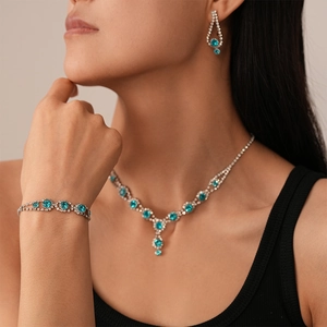 Vintage Luxury Copper Blue Rhinestone Round Stud Earrings Bracelet Necklace Set Elegant Niche Jewelry Set For Women Wedding Party Accessories