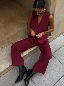 Chic burgundy vest and wide-leg trousers set in premium flowing fabric for office wear
