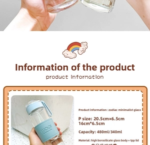Detail view of 340ml and 480ml glass water bottles with blue protective silicone sleeves