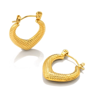 18K gold plated heart hoop earrings with lattice texture in a minimalist French style