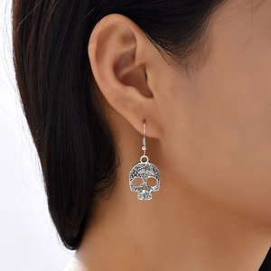 Skull Head Drop Earrings Antique Silver Alloy Hollow Carved Flower Retro Punk Gothic Fashion Jewelry For Women