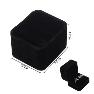 Detail view of black velvet jewelry box dimensions 7.5cm x 6.5cm x 4.7cm for rings