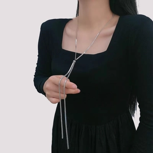 Elegant silver snake chain lariat necklace for women in minimalist adjustable Y-shape design