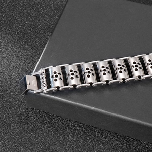 Mens vintage stainless steel wolf head biker chain bracelet on black gift box