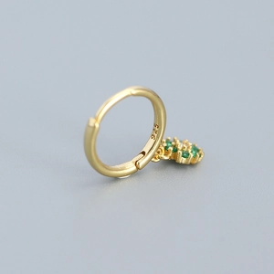 Elegant 925 sterling silver flower earrings with green zircon gems in gold finish