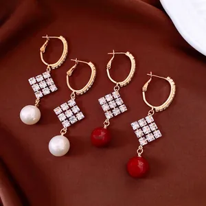 Boucles D'oreilles Pendantes Künstliche Perle Rhombe Avec Tige En Argent Plaqué Or 18K Zircon Géométrique Élégant Style Français Femmes