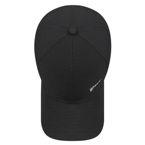 Berretto da baseball nero con logo R in metallo argento e cinturino regolabile per il sole