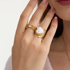 Bague Ouverte en Künstliche Perle Baroque en Forme de Cœur Vintage Français Acier Inoxydable Or Dentelle Ajourée Bagues Réglables pour Femmes Bijoux de Luxe