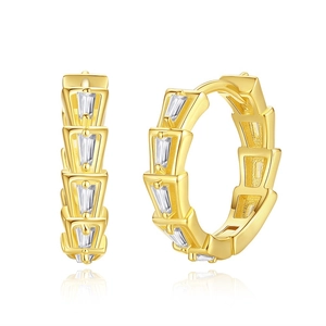 Luxurious double-circle trapezoid cubic zirconia earrings in 925 sterling silver with gold finish