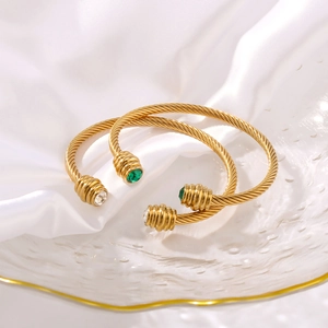 18k gold plated stainless steel C-shaped twisted rope bangle with green gemstone and zircon