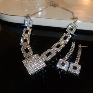 Geometric Square Pendant Necklace Copper Zircon Encrusted Hollow Luxury Fashion Jewelry For Women